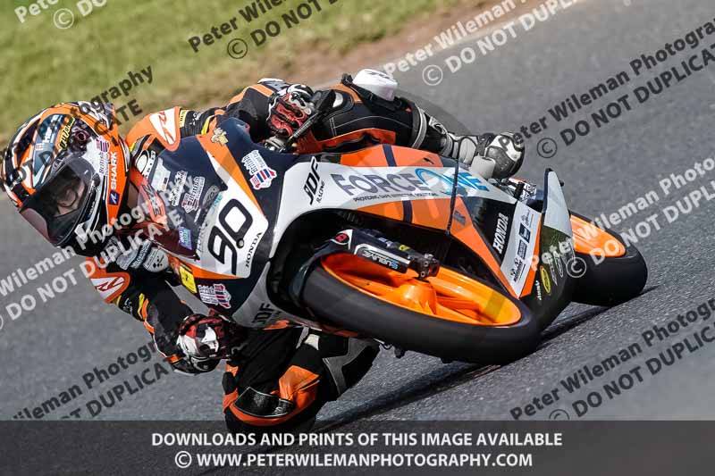 enduro digital images;event digital images;eventdigitalimages;mallory park;mallory park photographs;mallory park trackday;mallory park trackday photographs;no limits trackdays;peter wileman photography;racing digital images;trackday digital images;trackday photos